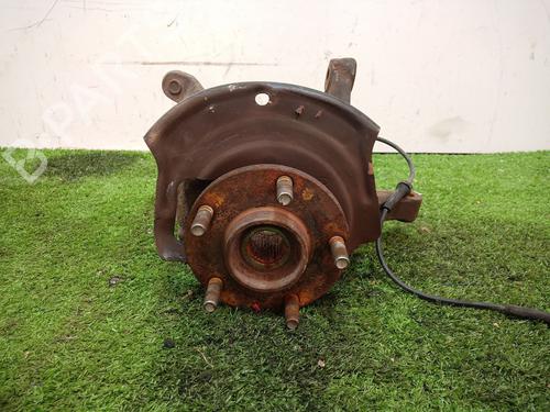 Used Right front steering knuckle NISSAN X-TRAIL I (T30) [2001-2013]  16917462