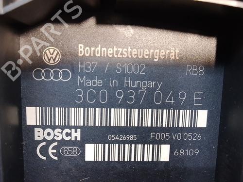 Fuse box VW TOURAN (1T1, 1T2) 2.0 TDI 16V | BP19694559E1 