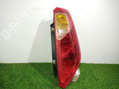 Used Right taillight FIAT PUNTO (199_) 1.3 D Multijet (75 hp) 17837324