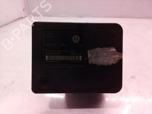 Used ABS pump SEAT LEON (1M1) 1.6 16 V (105 hp) 8517343