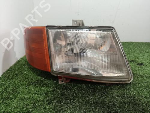 Used Right headlight MERCEDES-BENZ VITO Van (W638) [1997-2003]  18045484
