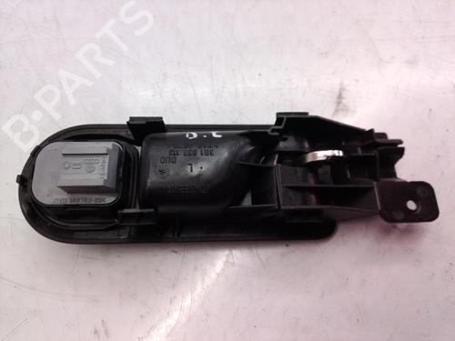 Venstre foran invendig håndtak VW GOLF IV (1J1)  | BP8641893I13 