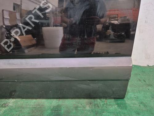 Left front door KIA SORENTO I (JC) 2.5 CRDi 4WD | BP28975868C2 
