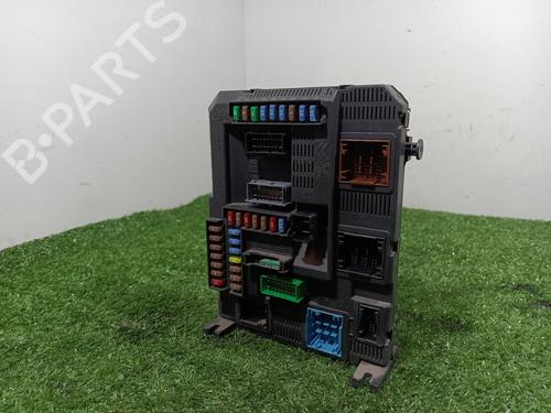 Fuse box PEUGEOT 208 I (CA_, CC_)  | BP15823352E1