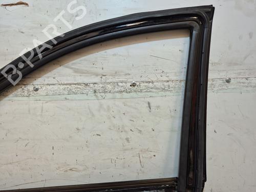 Right front door KIA SORENTO I (JC) 2.5 CRDi 4WD | BP28975864C3 