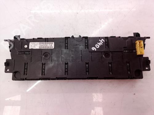 Instrument cluster CITROËN C4 Picasso I MPV (UD_)  | BP8378499C47 
