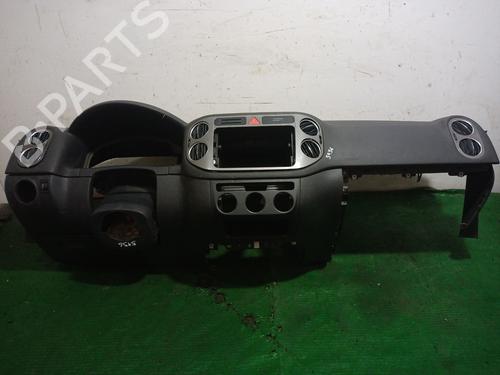 Used Dashboard VW TIGUAN (5N_) 2.0 TDI 4motion (170 hp) 29360003