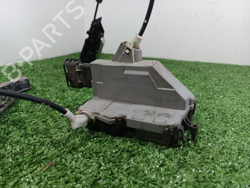 Rear left lock PEUGEOT 5008 (0U_, 0E_) 1.6 HDi | BP15554782C100 