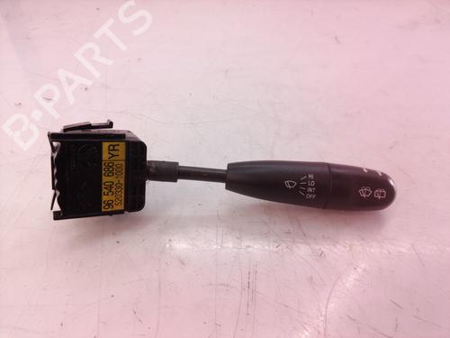 Used Steering column stalk DAEWOO KALOS (KLAS) 1.4 (83 hp) 8405408