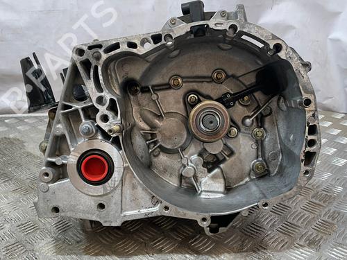 Used Gearbox NISSAN MICRA III (K12) 1.5 dCi (65 hp) 9840670