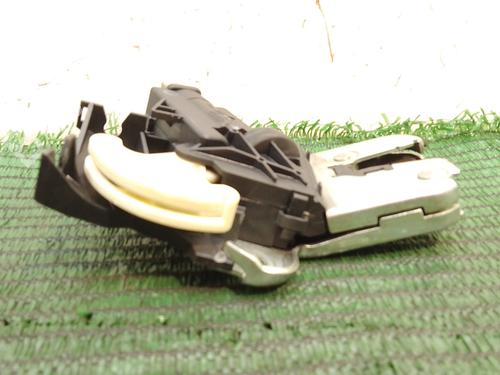 Tailgate lock VW PASSAT B6 (3C2) 2.0 TDI | BP20480556C101 