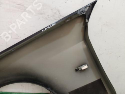 Right front fenders BMW 3 (E90) 318 i | BP26566715C42 