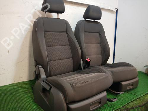Ensemble sièges VW TOURAN (1T1, 1T2) 2.0 TDI 16V | BP19923847C78 