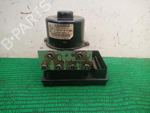 Used ABS pump MERCEDES-BENZ C-CLASS T-Model (S203) C 220 CDI (203.206, 203.208) (143 hp) 30177668
