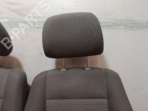 Seats set KIA SORENTO I (JC) 2.5 CRDi 4WD | BP21757371C78