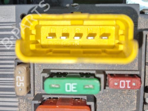 Fuse box PEUGEOT 5008 II (MC_, MJ_, MR_, M4_) 1.6 BlueHDi 120 (MCBHZH, MCBHZW) | BP29122518E1 