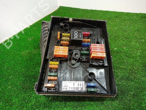 Zekeringkast VW GOLF V (1K1) [2003-2010]  13116332