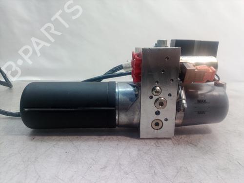Moteur du toit ouvrant PEUGEOT 307 CC (3B) 1.6 16V (110 hp) 10571008