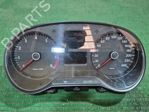 Used Instrument cluster VW POLO V (6R1, 6C1) 1.2 (60 hp) 29133071