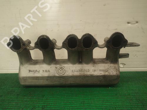 Used Intake manifold VW TRANSPORTER T4 Bus (70B, 70C, 7DB, 7DK, 70J, 70K, 7DC, 7DJ) 2.5 TDI (102 hp) 32266840