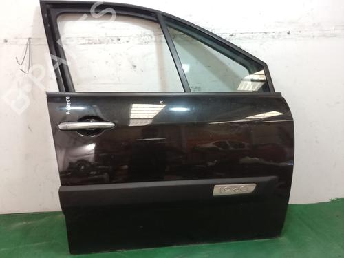 Used Right front door RENAULT GRAND SCÉNIC II (JM0/1_) 1.9 dCi (JM14) (131 hp) 26519288