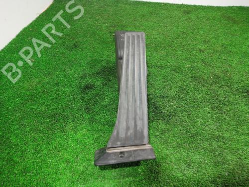 Used Pedal BMW 1 (E87) 118 d (122 hp) 13303403