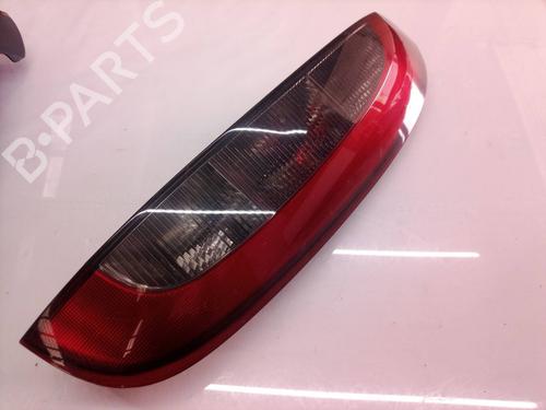 Używane Lampa tylna prawa OPEL CORSA C (X01) [2000-2009]  7928326