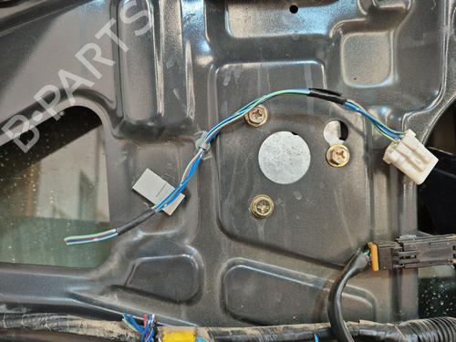 Left front door NISSAN TERRANO II (R20)  | BP26736038C2 