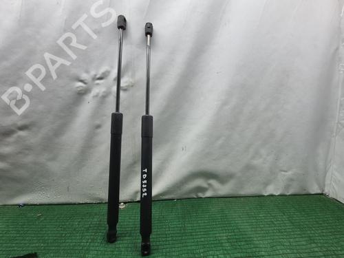 Used Right rear shock absorber VW TIGUAN (AD1, AX1) 1.5 TSI (150 hp) 27358110