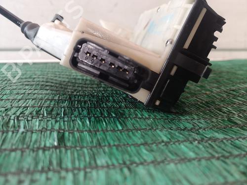 Zamek drzwi przednich lewych CITROËN C4 II (NC_) 1.6 HDi 110 | BP30745455C98