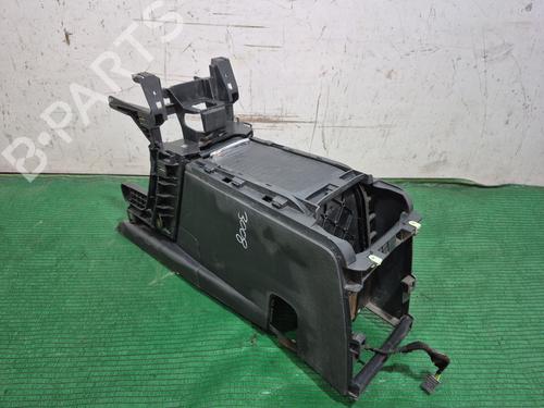 Used Middle console PEUGEOT 5008 (0U_, 0E_) 1.6 BlueHDi 120 (120 hp) 26569662