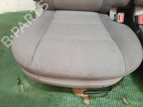 Seats set KIA SORENTO I (JC) 2.5 CRDi 4WD | BP21757371C78