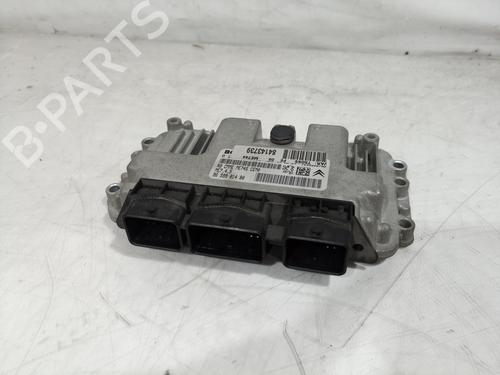 Used Engine control unit (ECU) PEUGEOT 307 CC (3B) 1.6 16V (110 hp) 10498820