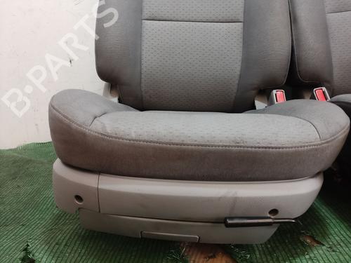 Seats set KIA SORENTO I (JC) 2.5 CRDi 4WD | BP21757371C78