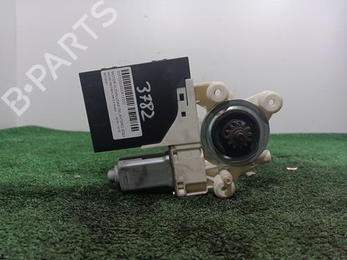 Used Left front window motor VOLVO V50 (545) 2.4 (140 hp) 7927264
