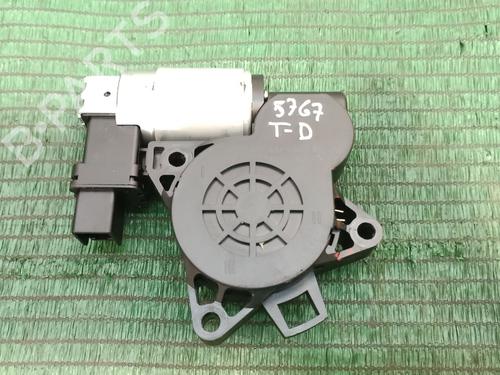 Portierruitmotor rechtsachter MAZDA 3 (BL) 1.6 MZR (BL14) (105 hp) 28450505