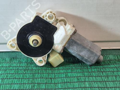 Used Right front window motor MERCEDES-BENZ E-CLASS (W211) E 320 CDI (211.026) (204 hp) 30695608