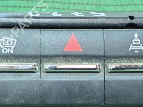 Warning switch PEUGEOT 5008 (0U_, 0E_)  | BP27355153I22 