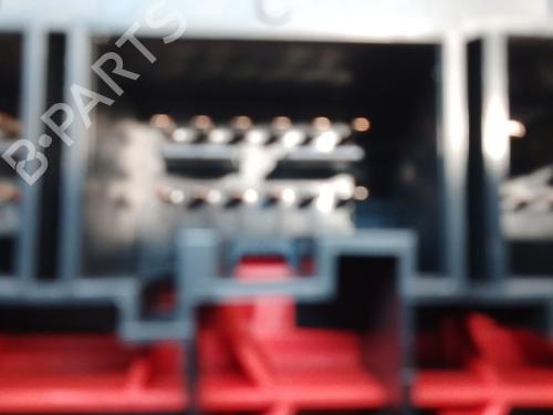 Fuse box VW TOURAN (1T1, 1T2) 2.0 TDI 16V | BP19694559E1 