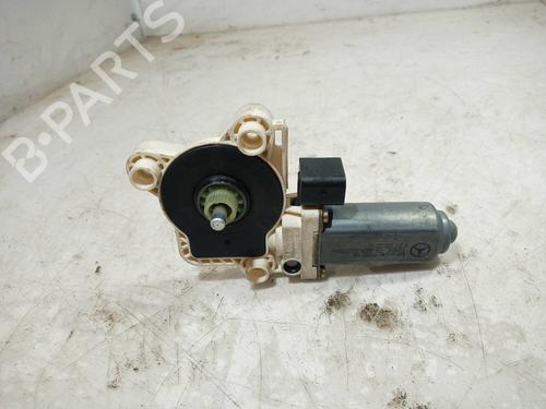 Right rear window motor MERCEDES-BENZ E-CLASS (W210) E 300 D (210.020) | BP10985545E22 