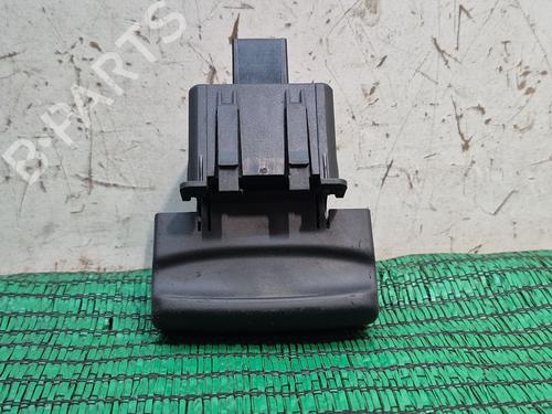 Electric handbrake PEUGEOT 5008 II (MC_, MJ_, MR_, M4_) 1.6 BlueHDi 120 (MCBHZH, MCBHZW) | BP29943738E5