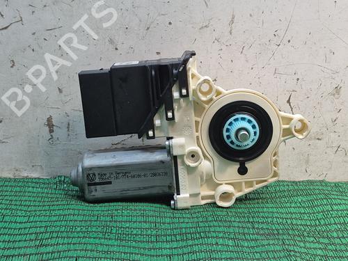 Portierruitmotor rechtsachter SEAT LEON (1P1) 1.9 TDI (105 hp) 29967186