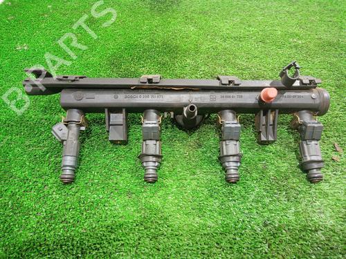 Used Injection rail SEAT IBIZA II (6K1) 1.4 i (60 hp) 13358734