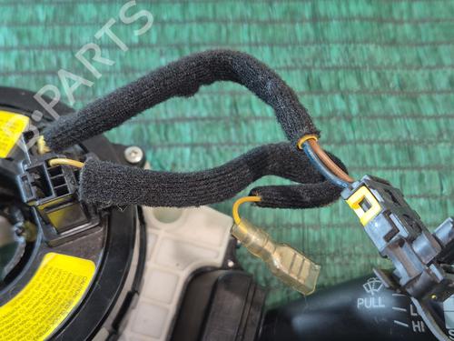 Switch HYUNDAI SANTA FÉ I (SM) 2.0 CRDi 4x4 | BP31328480I30