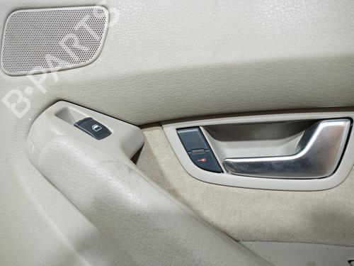 Guarnecido trasero derecho AUDI A8 D3 (4E2, 4E8) 4.2 FSI quattro | BP11199513C61 