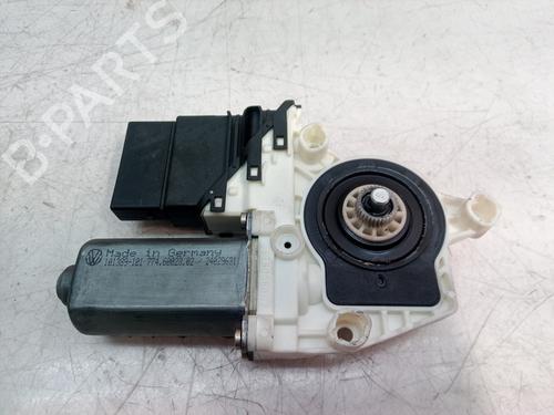 Portierruitmotor linksachter VW GOLF IV (1J1) 1.9 TDI | BP9840639E23 