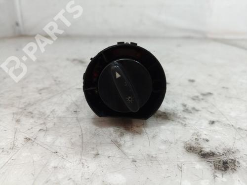 switch-seat-leon-1m1-1m1941531-1999-2000-2001-2002-2003-2004-2005-2006-10985501 main image