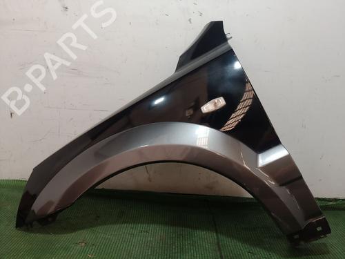 Used Left front fenders KIA SORENTO I (JC) 2.5 CRDi 4WD (140 hp) 21692799
