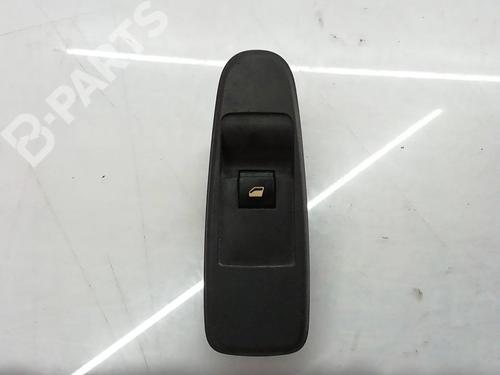 Used Right front window switch Right front window switch CITROËN C4 Picasso I MPV (UD_) 1.6 HDi (109 hp) 8252275 8252275