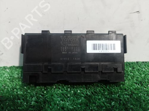 Used Fuse box TOYOTA YARIS (_P9_) 1.3 VVT-i (SCP90_, SCP90R) (87 hp) 14480344